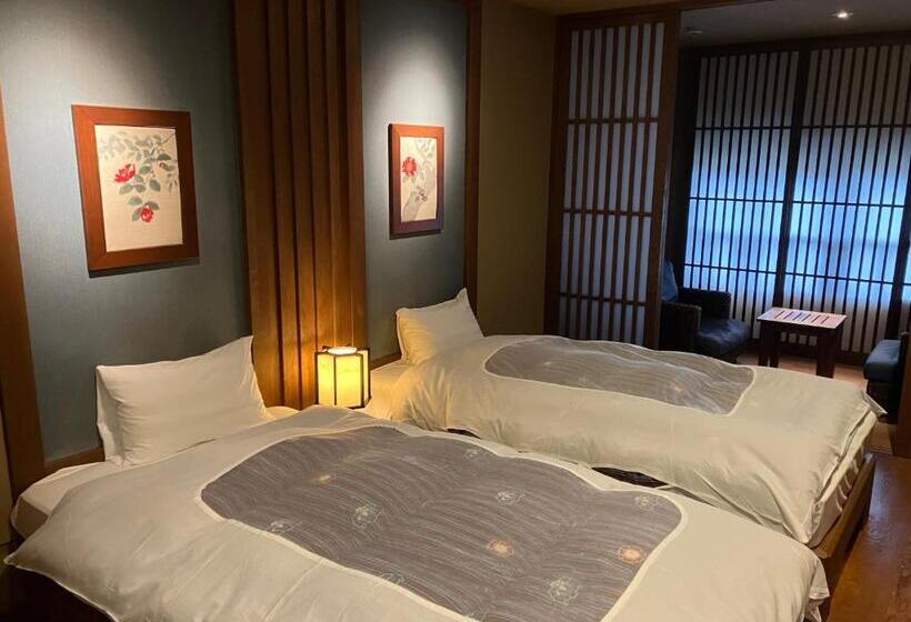 חדר סופריור, Yukyo No Hibiki Yusai