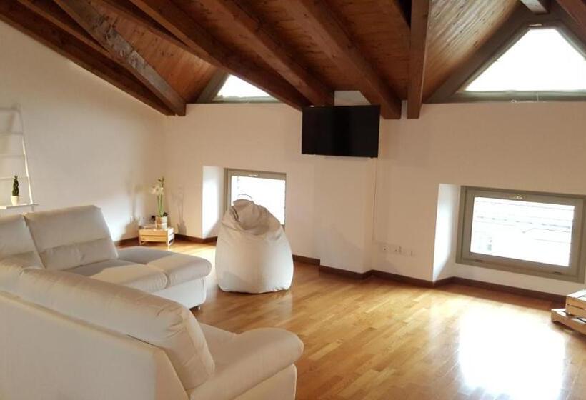 1 Bedroom Penthouse Apartment, Donizetti Royal