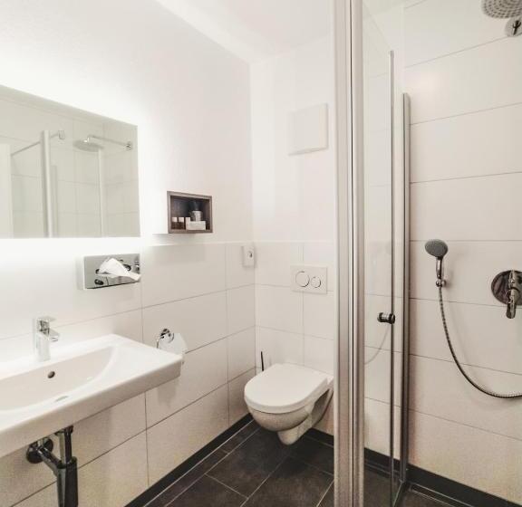 Номер Стандарт, Dorfschänke Deggendorf Ferienwohnung,appartement,hotelzimmer