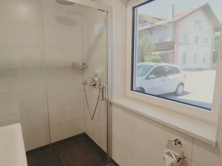 スタンダードシングルルーム, Dorfschänke Deggendorf Ferienwohnung,appartement,hotelzimmer