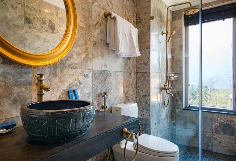 اتاق خانوادگی تودرتو, Aliana Boutique Sapa Hotel & Spa