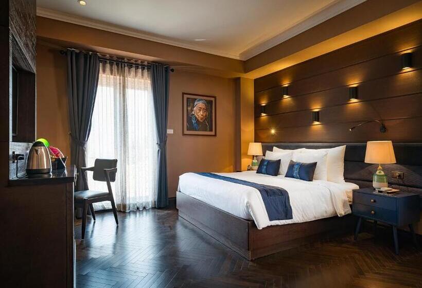 اتاق خانوادگی تودرتو, Aliana Boutique Sapa Hotel & Spa