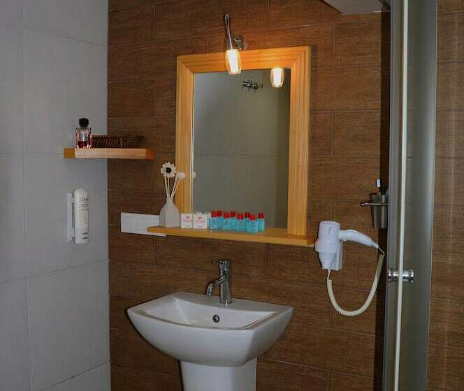 スタンダードルーム, Butik Pendik