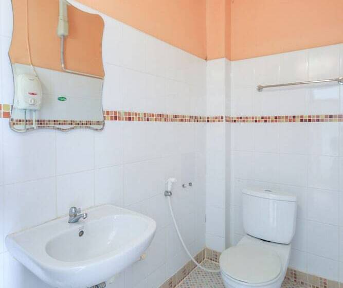 اتاق لوکس سه تخته, Prickhomgarden