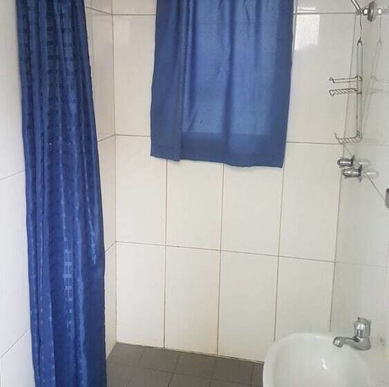 تختخواب در اتاق مشترک, Darwin Hostel