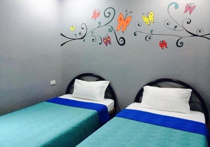 اتاق استاندارد با سرویس بهداشتی مشترک, K Guesthouse Adults Only