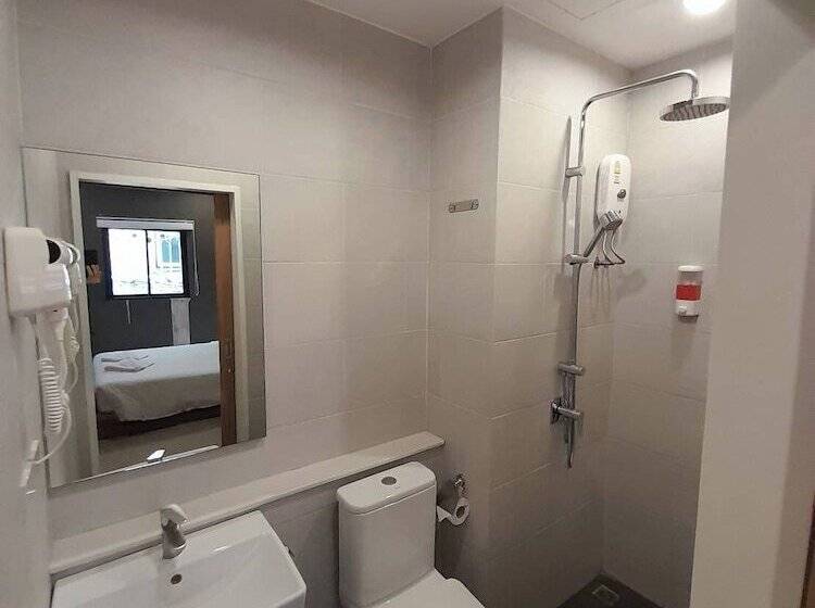 Quarto Deluxe, Pratunam19