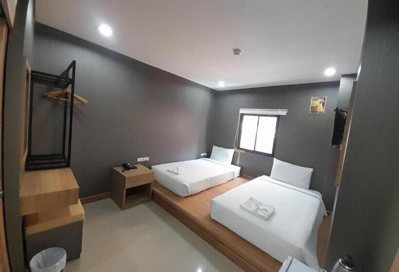 Quarto Deluxe, Pratunam19