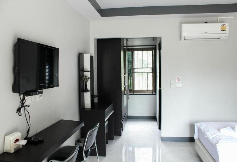 수피리어 룸, Smaids Room