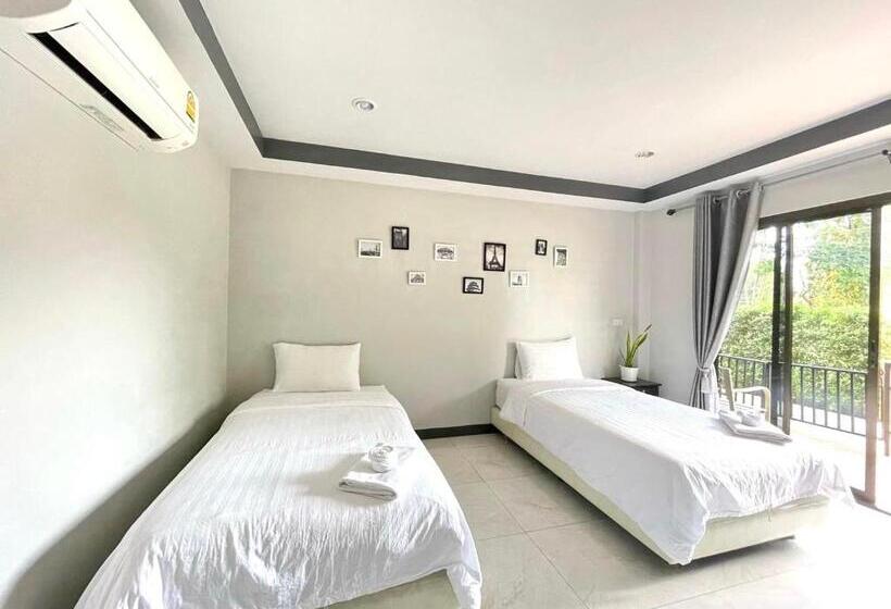 수피리어 룸, Smaids Room