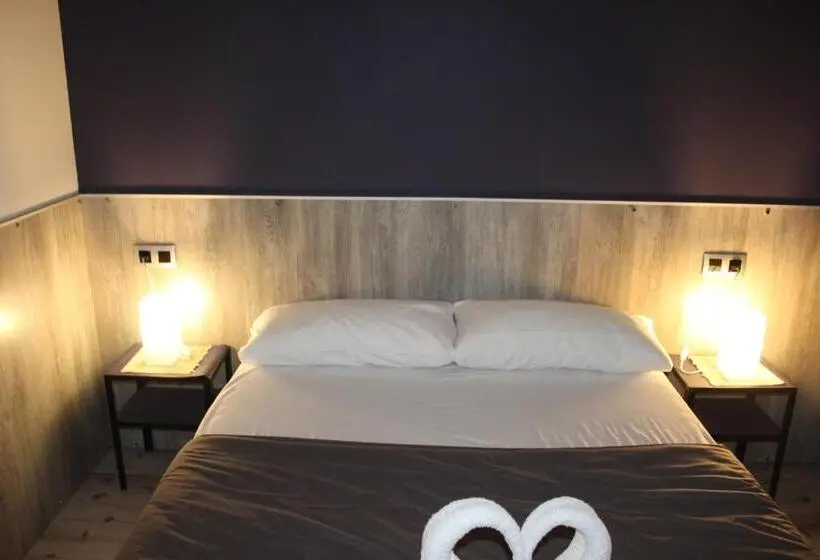 اتاق استاندارد با سرویس بهداشتی مشترک, Bcn Condal Hostal