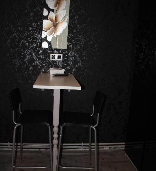 اتاق خانوادگی, Bcn Condal Hostal