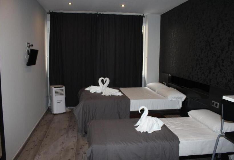 Семейный Номер, Bcn Condal Hostal