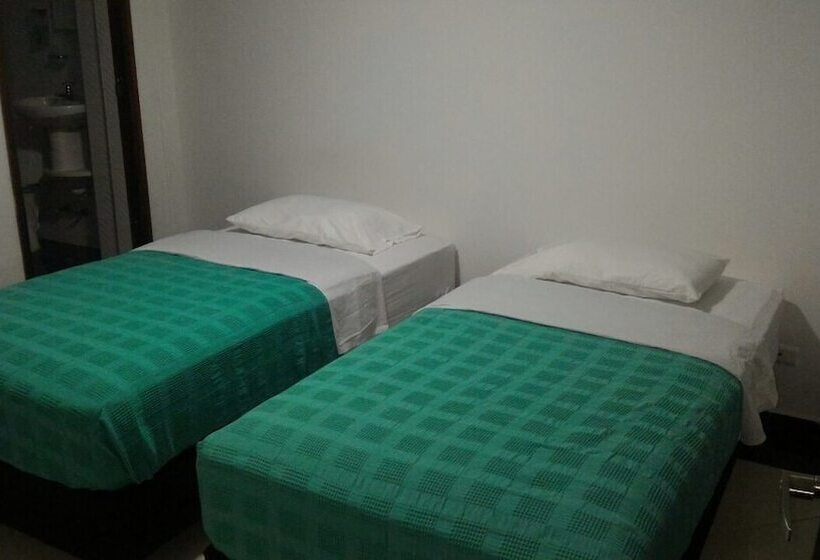Quarto Estandar, Csi Medellín