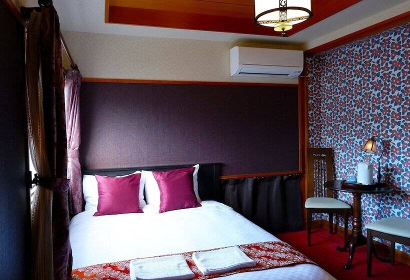 스탠다드 룸, Gion Koh