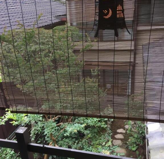 4인용 스탠다드 룸, Gion Koh