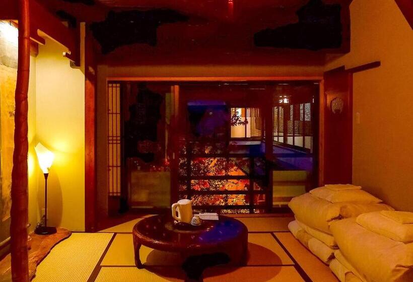 4인용 스탠다드 룸, Gion Koh