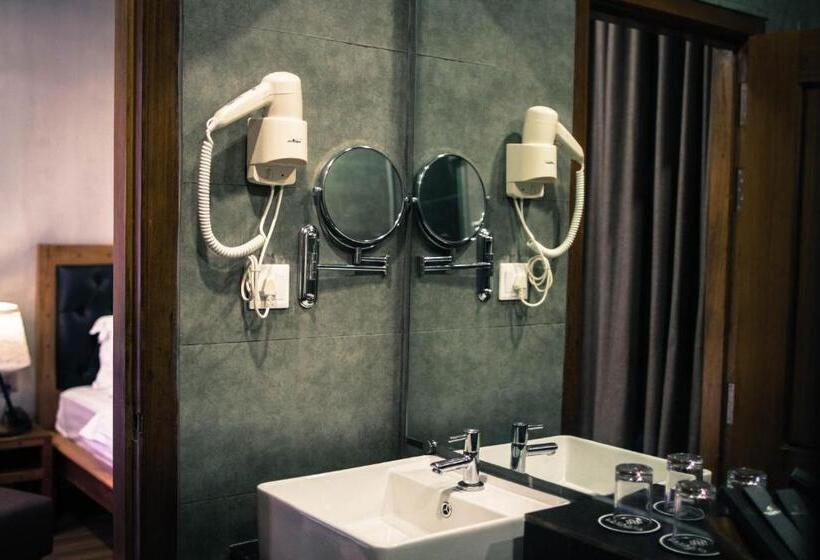 Люкс, Lavanya Boutique