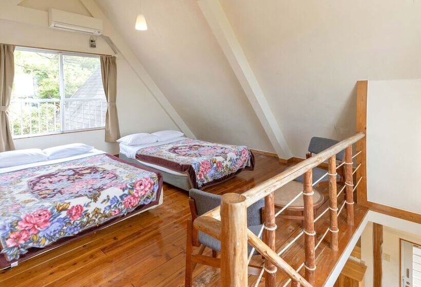 침실 1개 주택, Nirai Onna