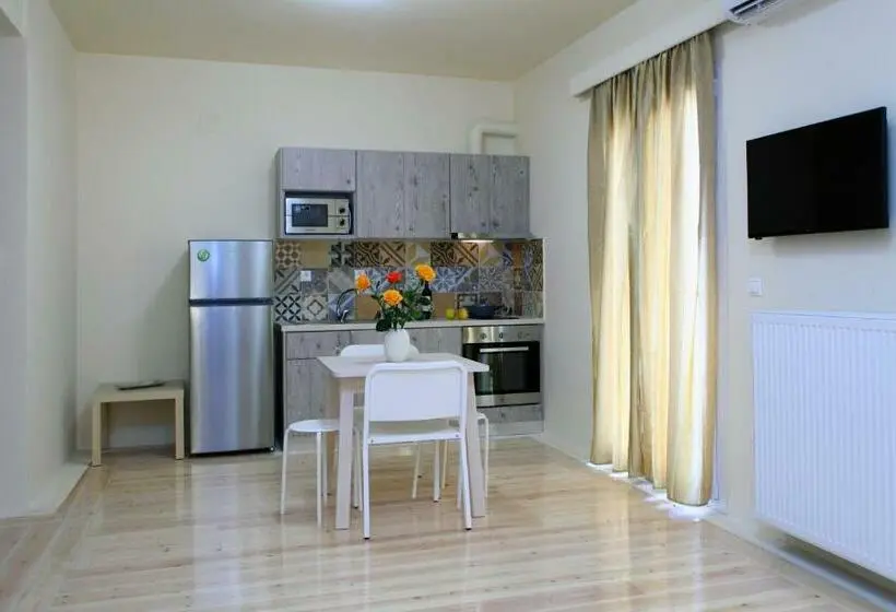 Chambre Triple Supérieure, Niriides