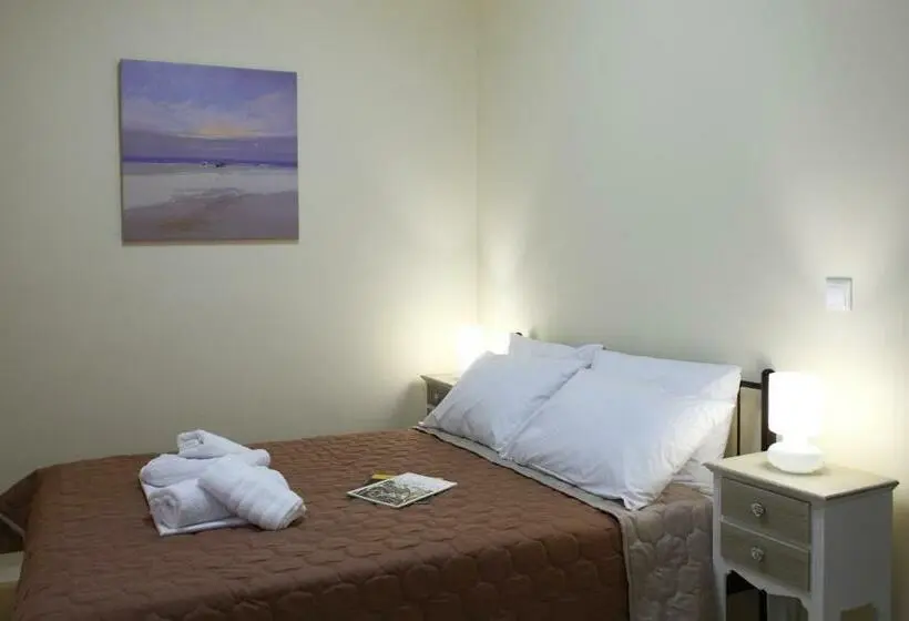 Chambre Triple Supérieure, Niriides