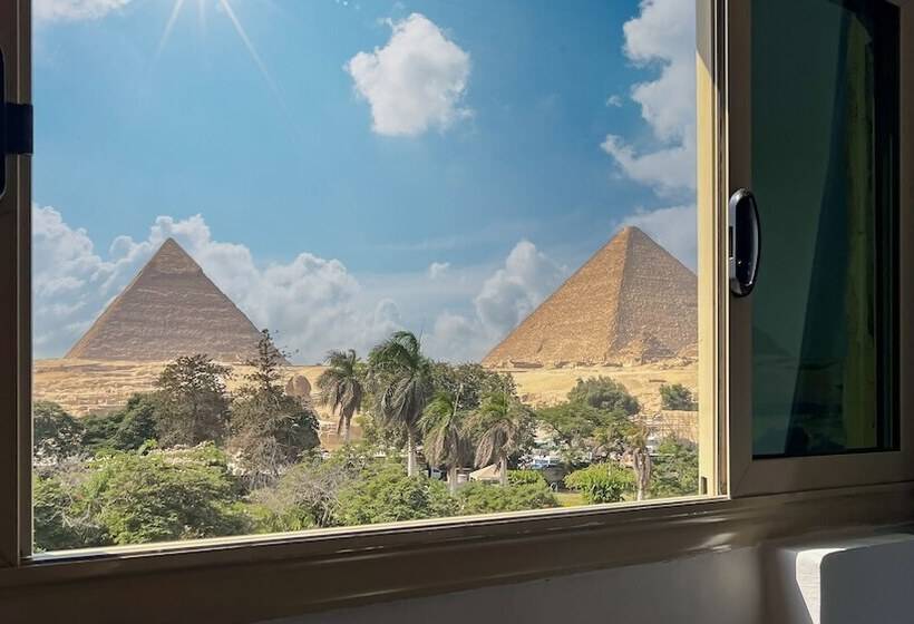 اتاق لوکس با چشم‌انداز, Panorama Pyramids Inn
