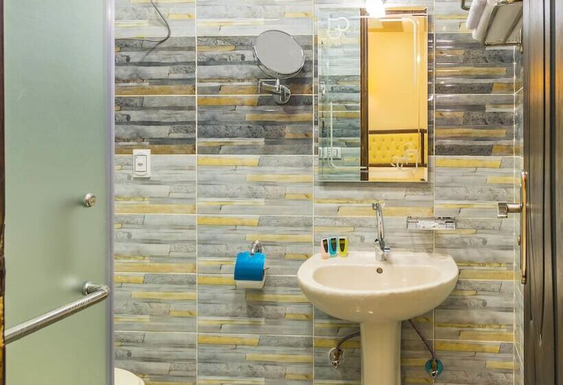 اتاق لوکس با چشم‌انداز, Panorama Pyramids Inn