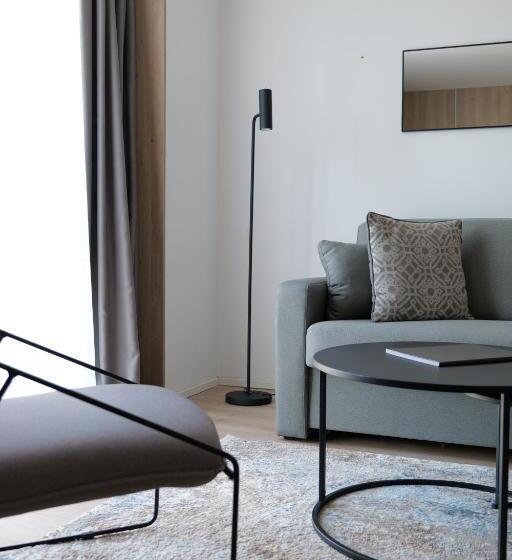 이그제큐티브 스위트, Aparthotel Cosy