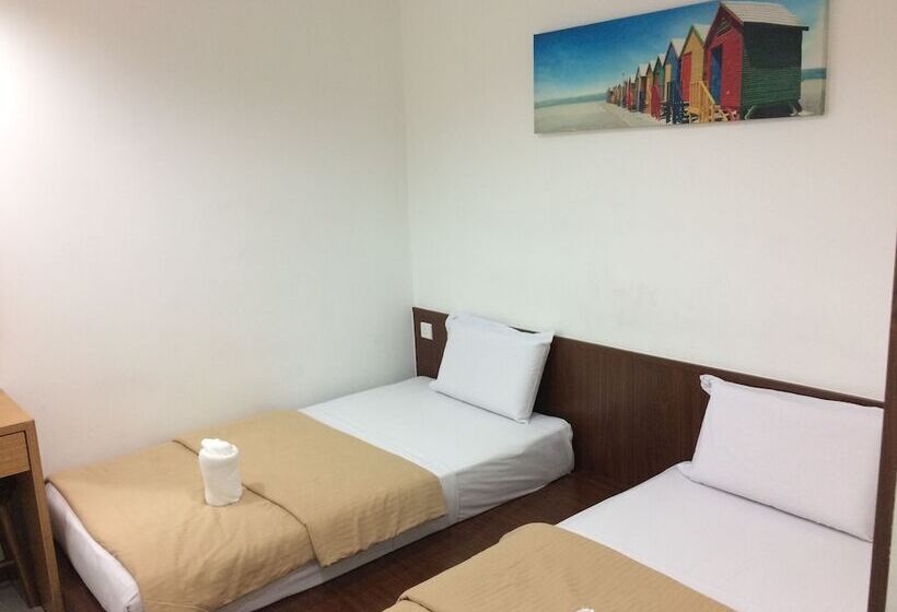 Chambre Standard, Api Api Guest House