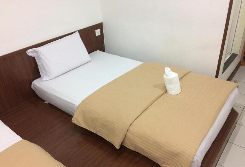 Chambre Standard, Api Api Guest House