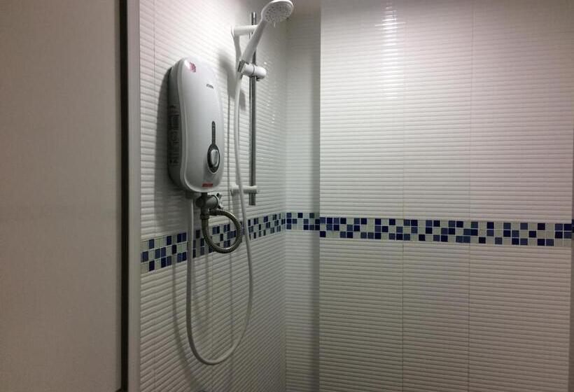 Chambre Standard, Api Api Guest House