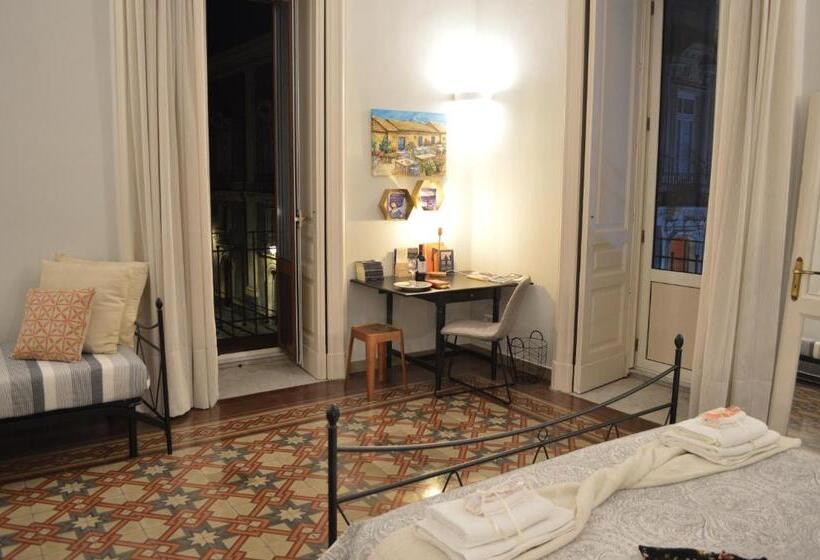 غرفة قياسية مزوَّدة بشُرفة, Bed, Book & Breakfast Landolina