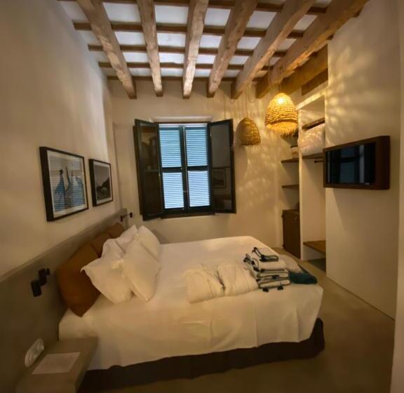 غرفة ديلوكس, Can Araya