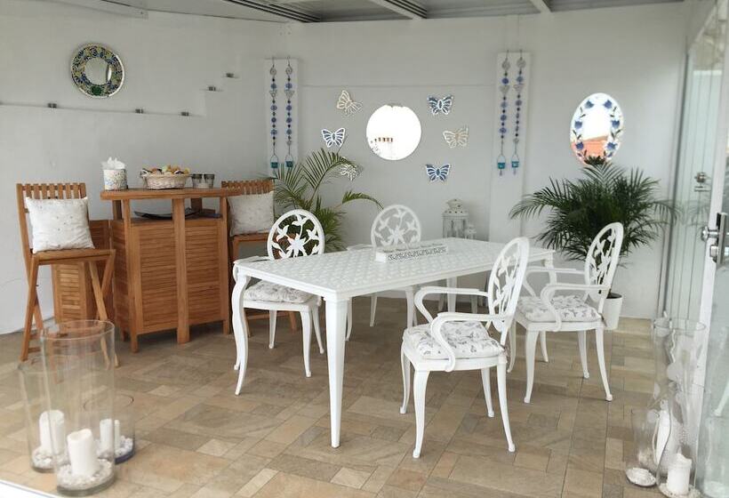 סטודיו סופריור עם נוף לבריכה, Casa Del Sol Boutique B&b