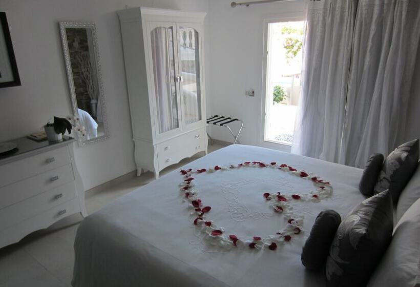 סטודיו סופריור עם נוף לבריכה, Casa Del Sol Boutique B&b