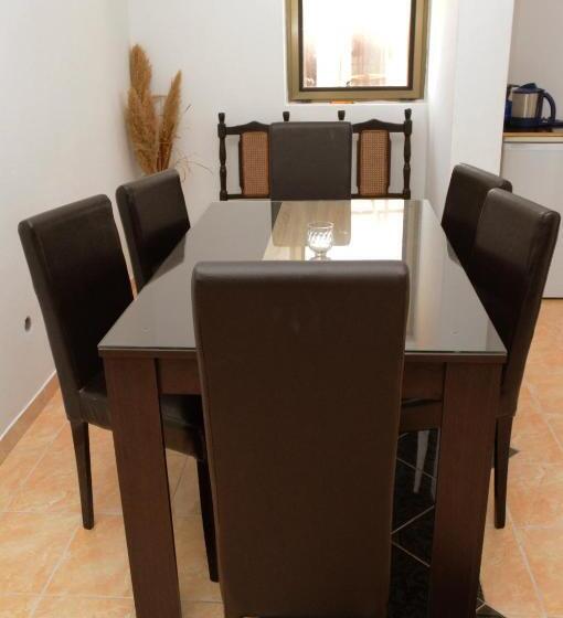 اتاق استاندارد سه تخته با سرویس بهداشتی مشترک, Guest House Lukac