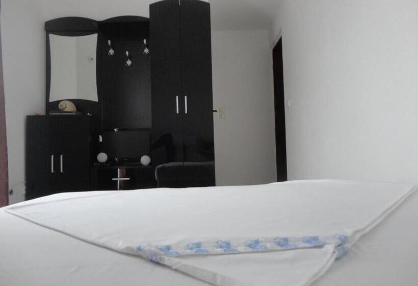 اتاق استاندارد با تراس, Guest House Lukac