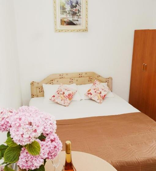 اتاق استاندارد با تراس, Guest House Lukac
