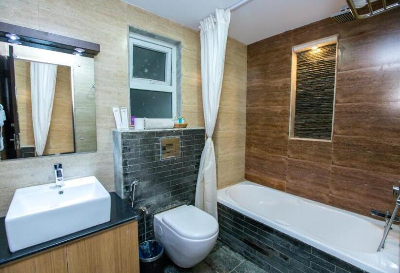 اتاق لوکس, Kathmandu Suite Home