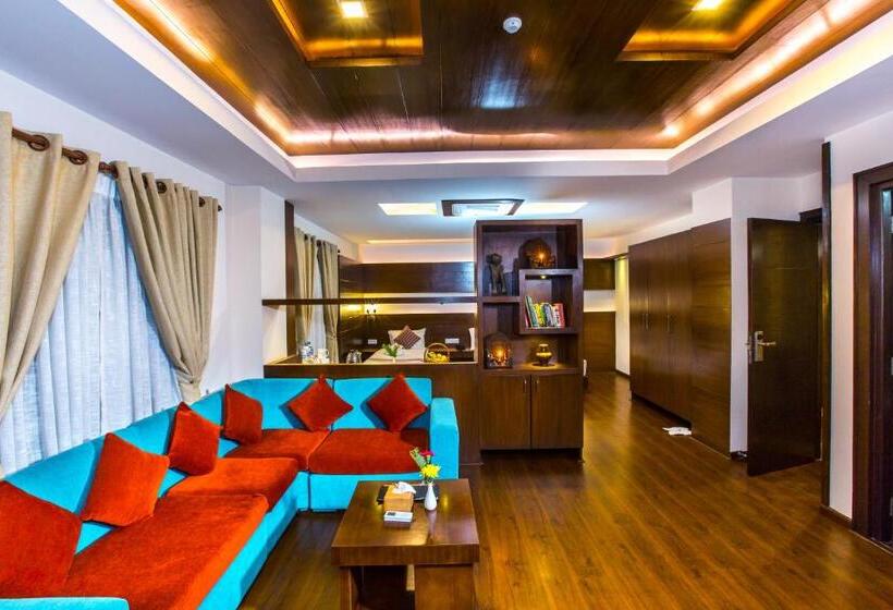 سوییت اجرایی, Kathmandu Suite Home