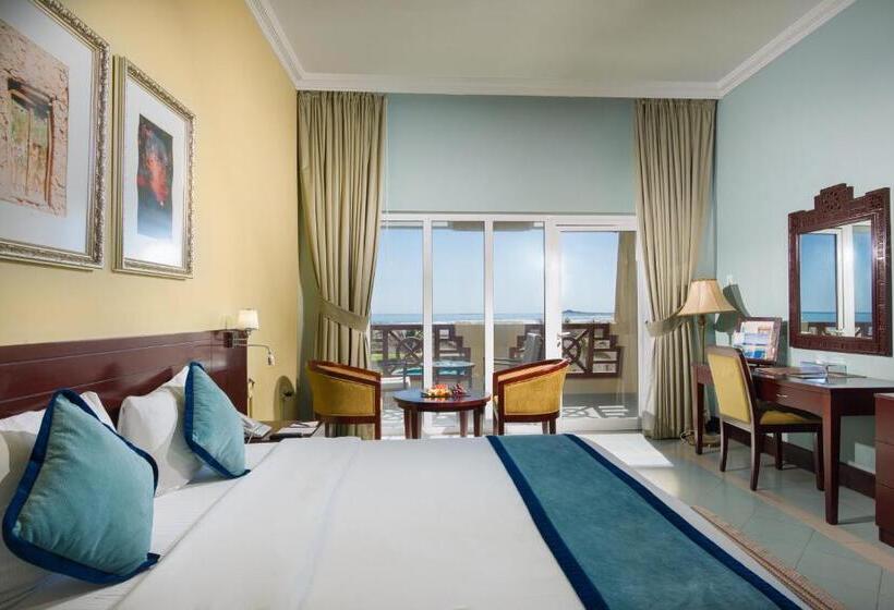 سوییت اجرایی, Masira Island Resort