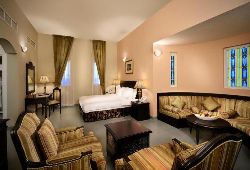 کلبه ییلاقی, Masira Island Resort