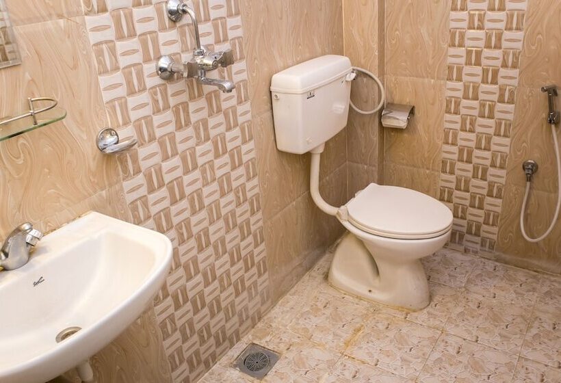 اتاق لوکس, Mirage Inn