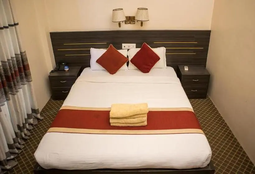 اتاق لوکس, Mirage Inn
