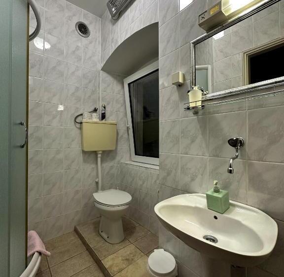 آپارتمان 1 خوابه با چشم‌انداز دریا, Muo 33 Apartments