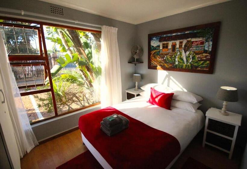 Номер Стандарт, Saltycrax Backpackers And Surf Hostel By Curiocity