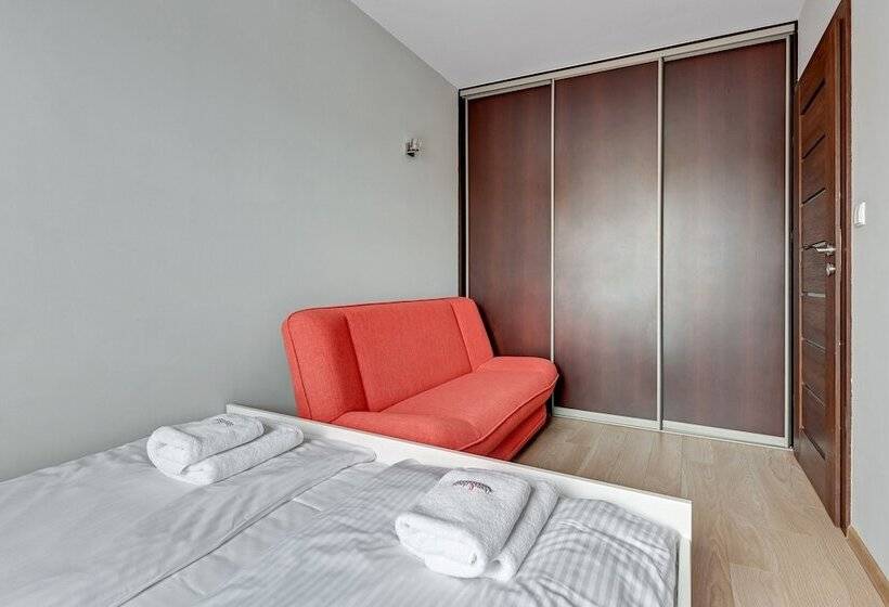 شقة غرفة نوم واحدة مزودة بشُرفة, Dom & House   Apartments Sunrise