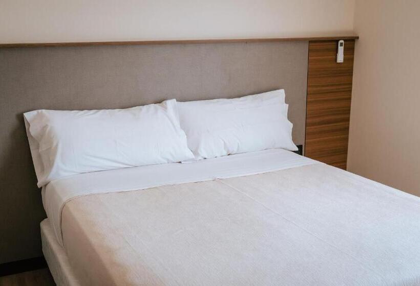 Номер Стандарт, H1 Apartments