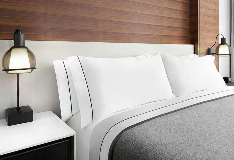 اتاق استاندارد با تخت بزرگ, Canopy By Hilton Atlanta Midtown