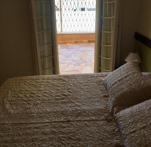 Люкс с Балконом, Domus